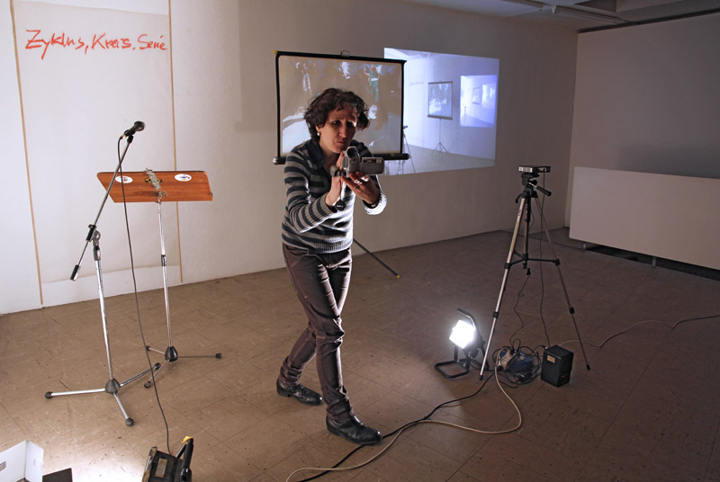 performing artist's documentation of the audience